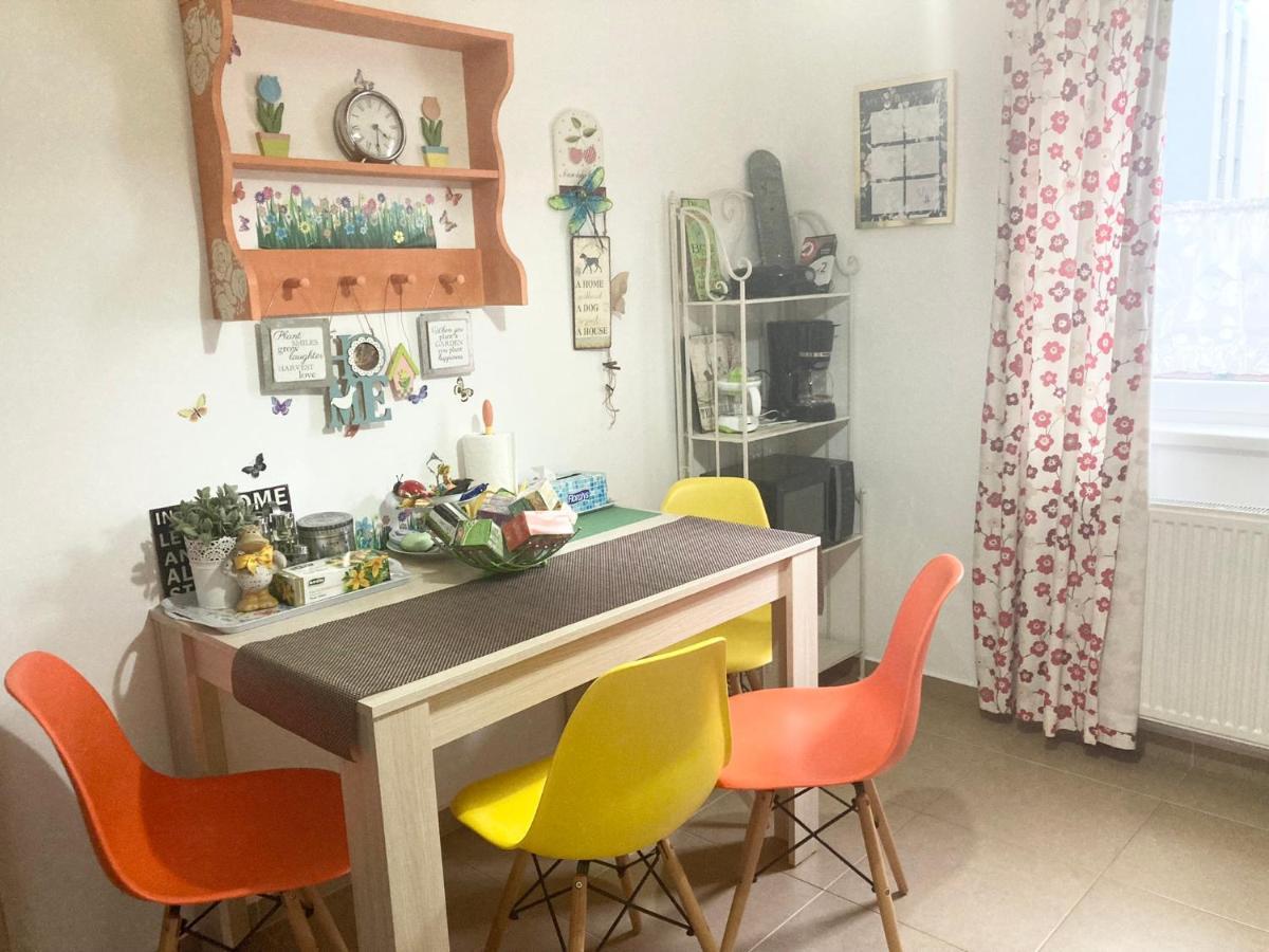 Sweet Butterflies Residence Brasov Ngoại thất bức ảnh