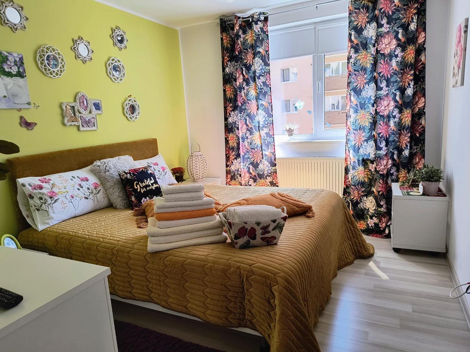Sweet Butterflies Residence Brasov Ngoại thất bức ảnh